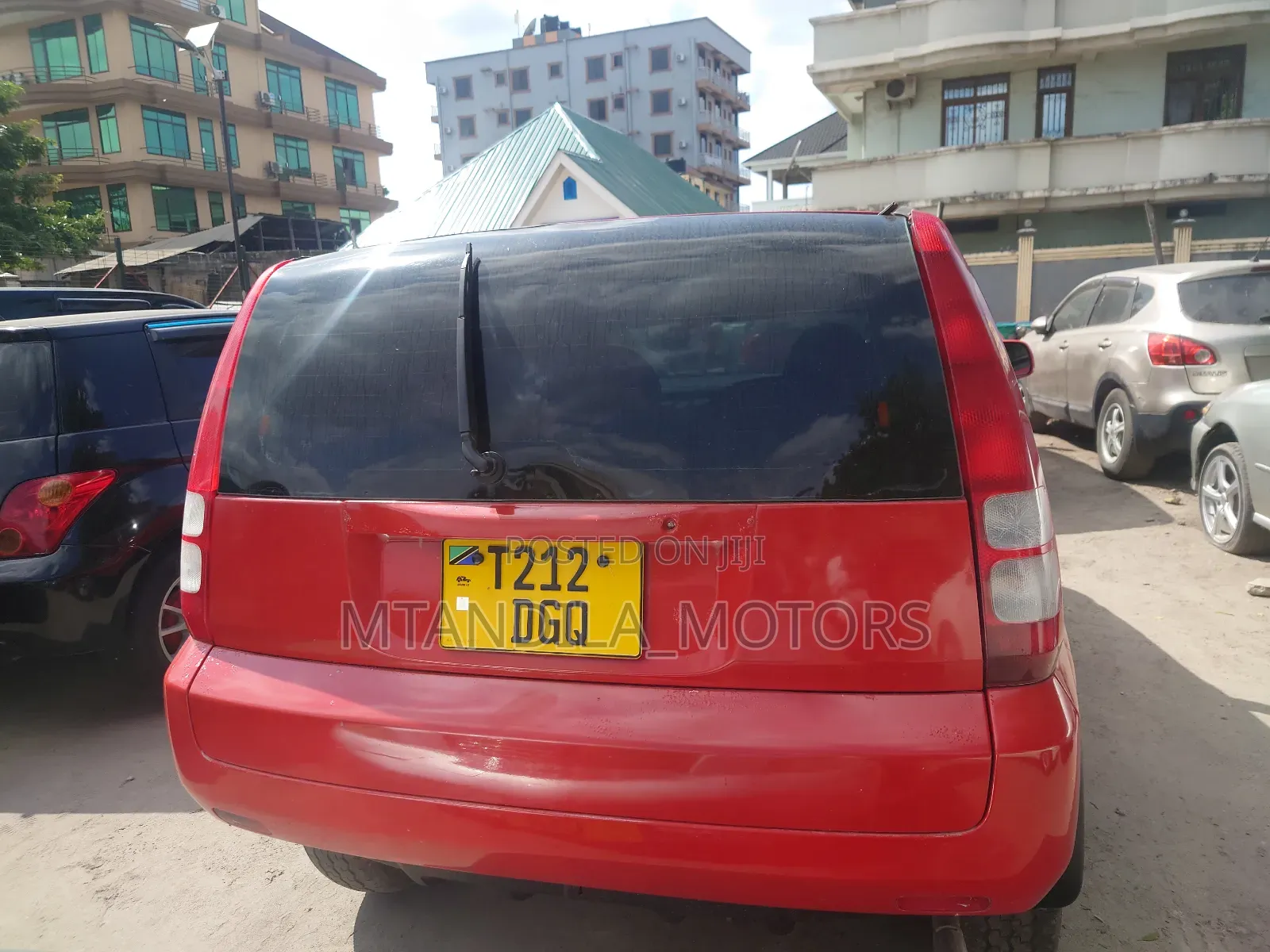 Mitsubishi RVR 2005 Red