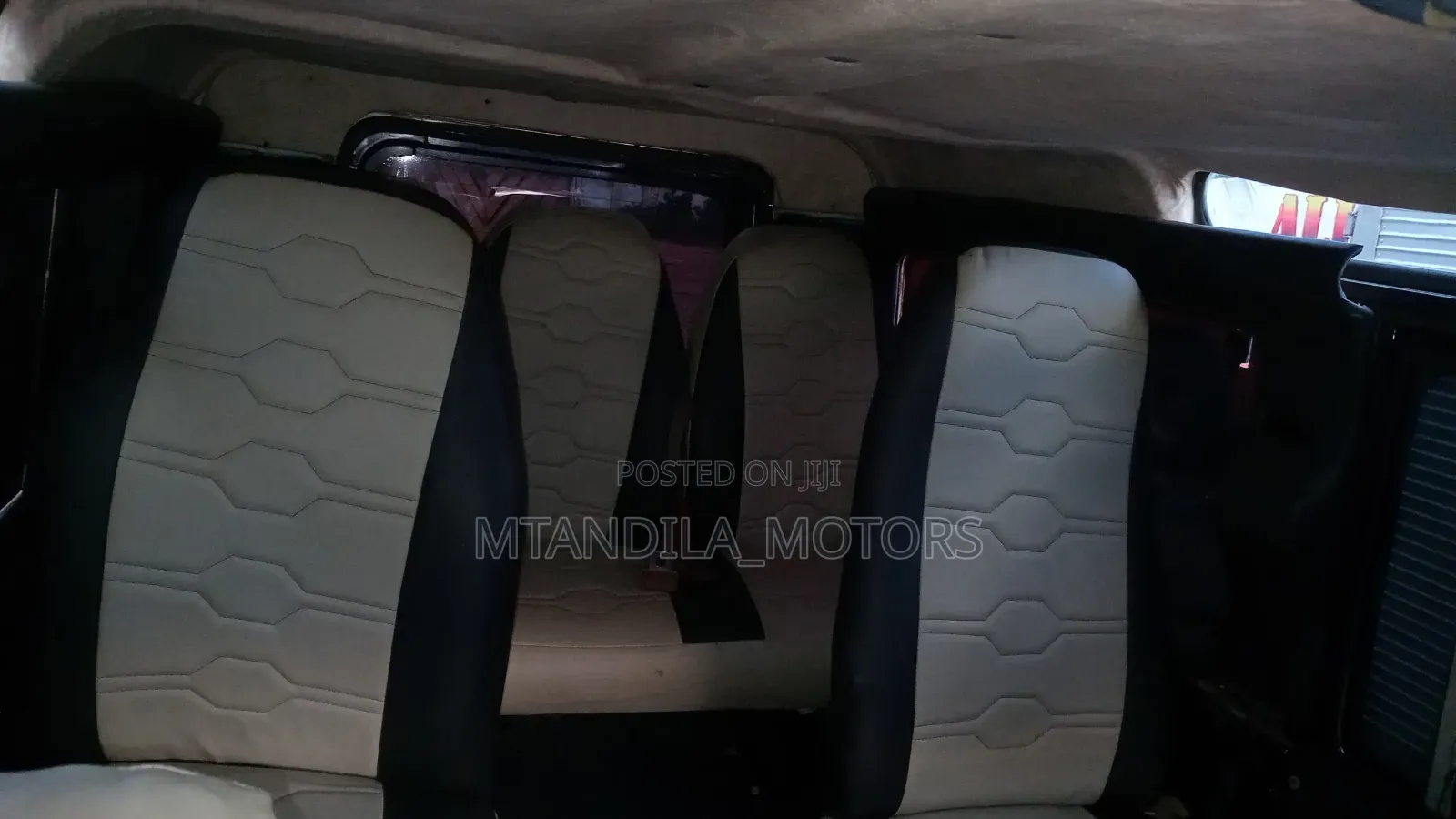 Land Rover Defender 2001 Gray