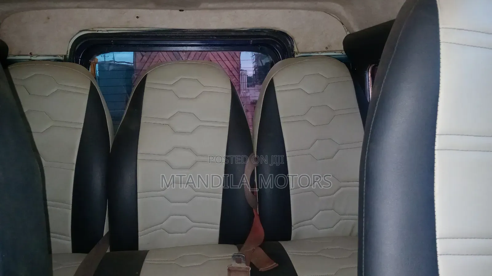 Land Rover Defender 2001 Gray