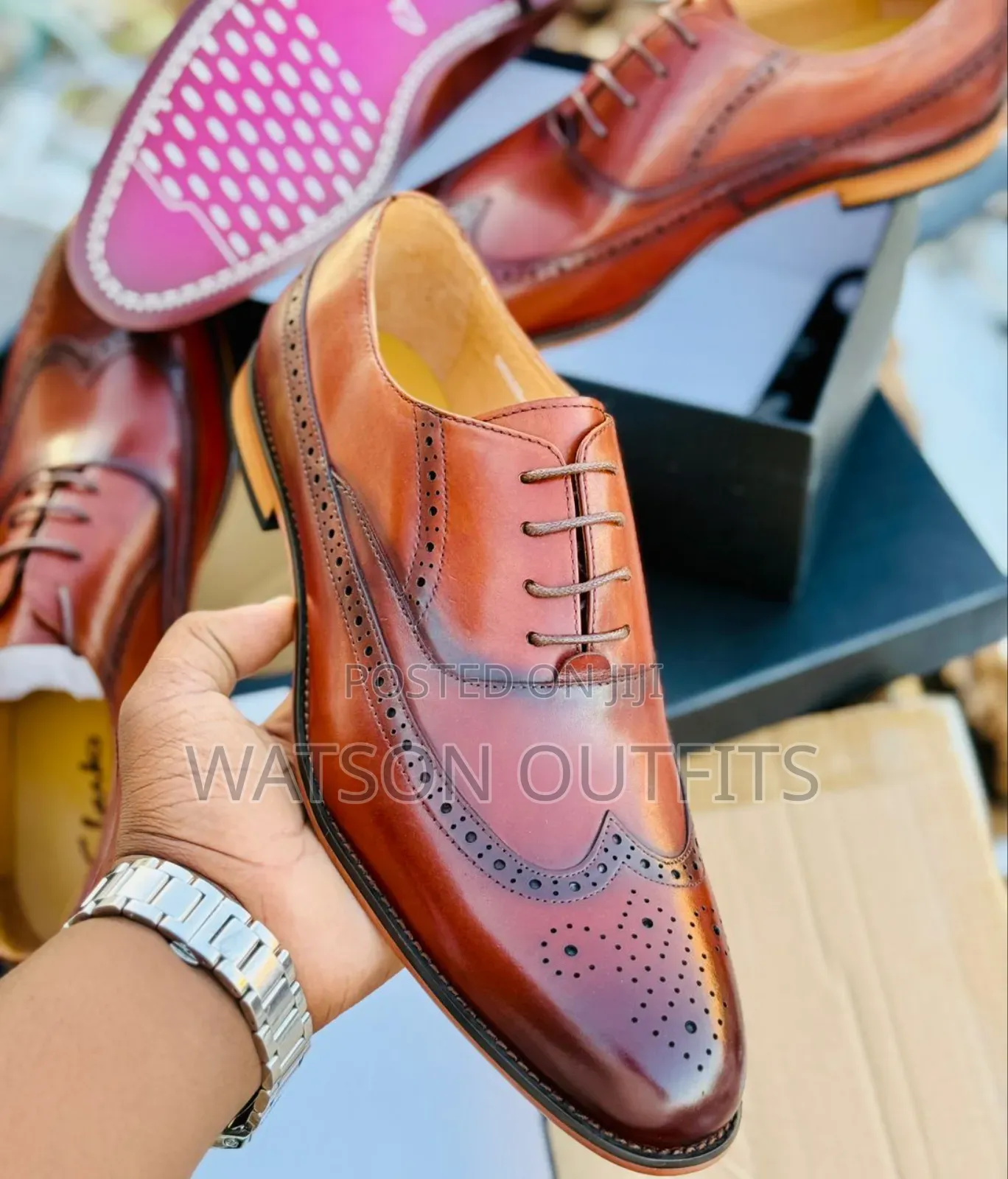 Viatu Good Looking on Feet
