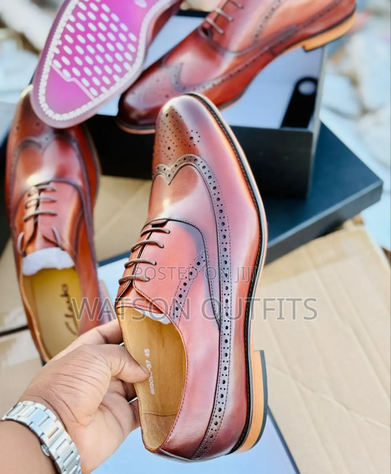 Viatu Good Looking on Feet