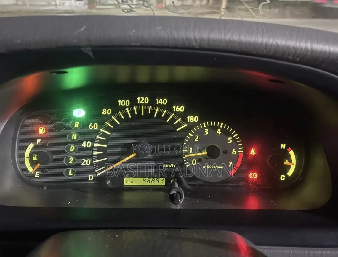 Toyota TownAce Noah 2000 Silver