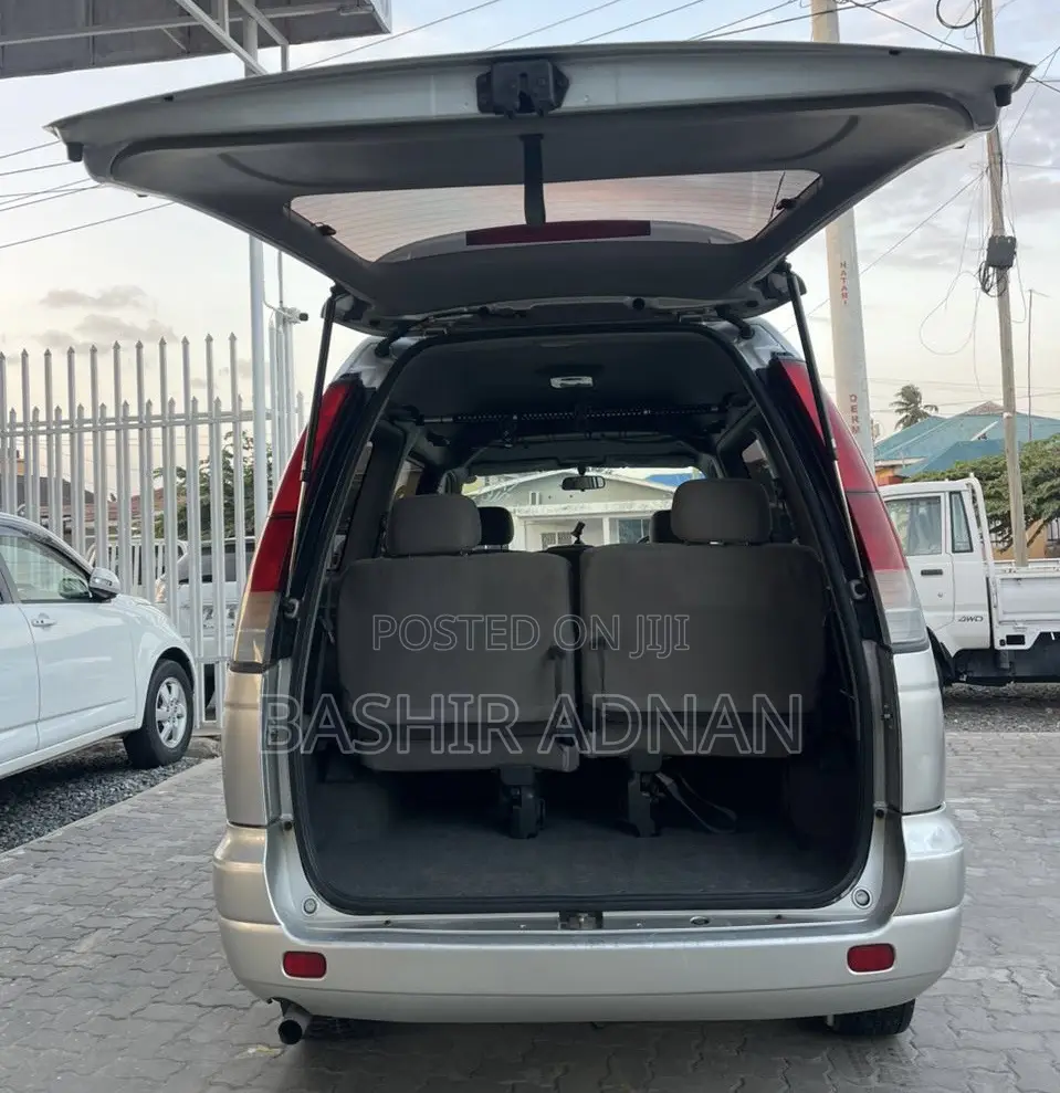 Toyota TownAce Noah 2000 Silver