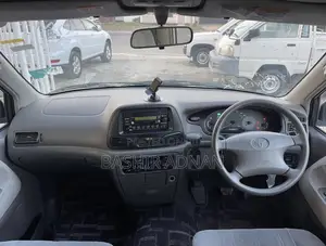Toyota TownAce Noah 2000 Silver
