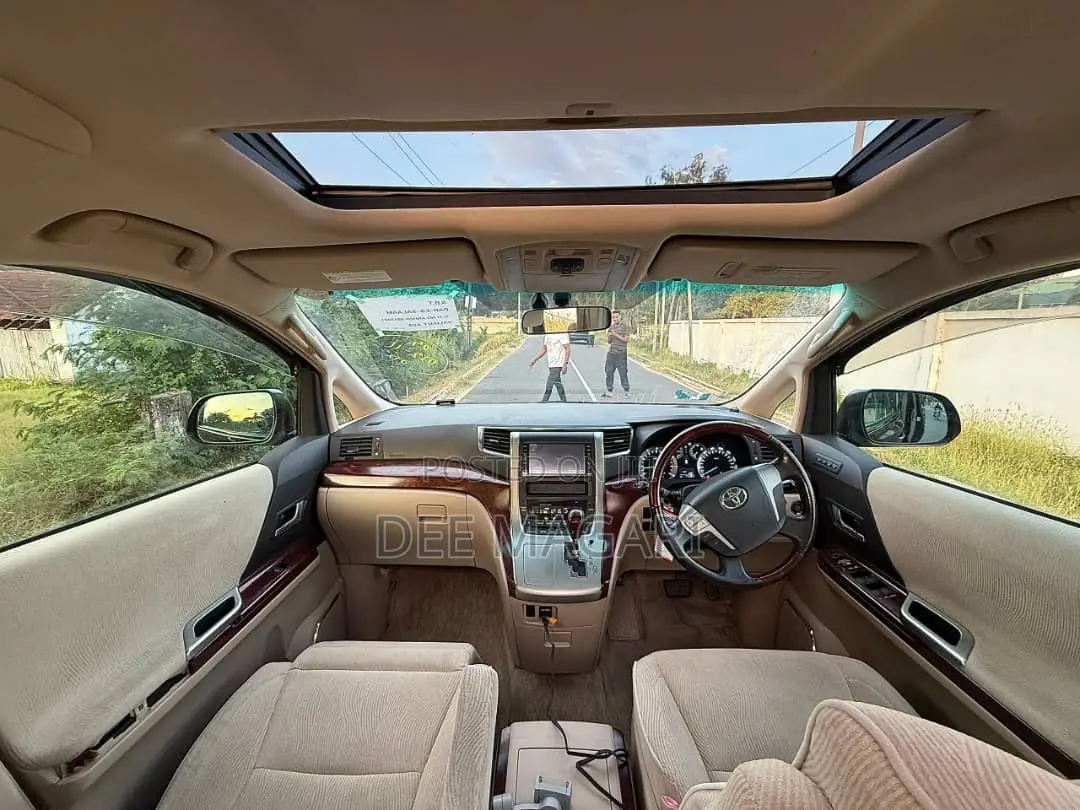 Toyota Vellfire 2009 Black