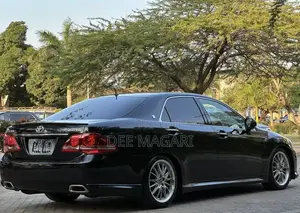 Toyota Crown 2009 Black