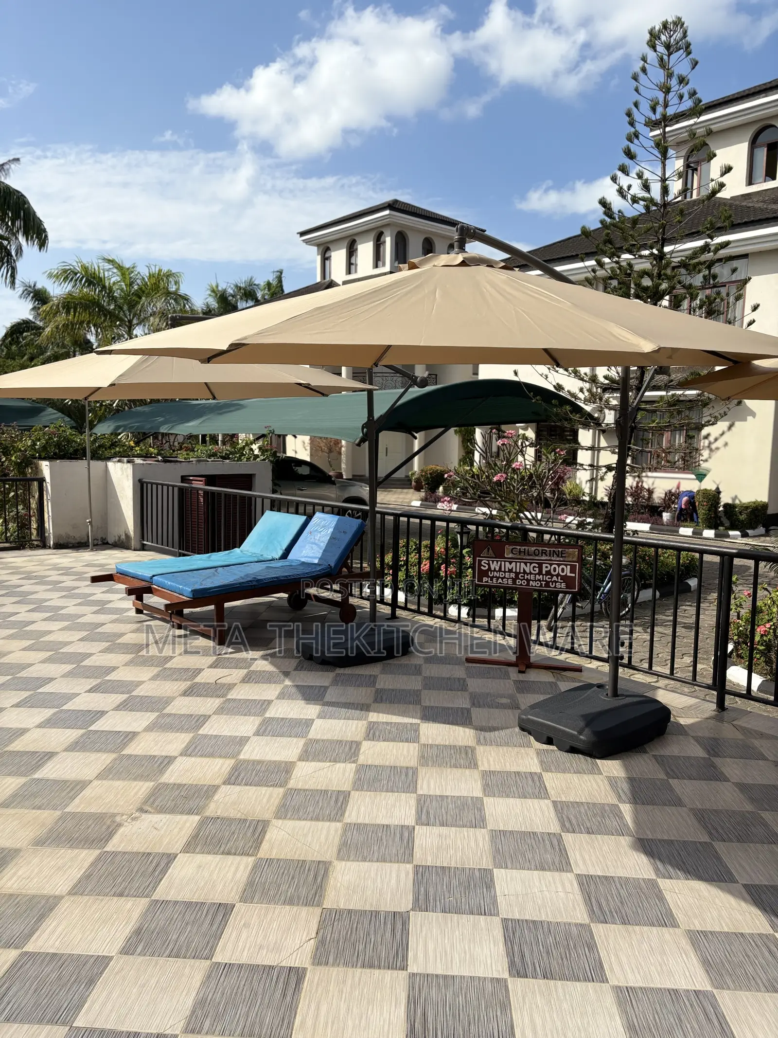 Garden Side Pole Umbrella