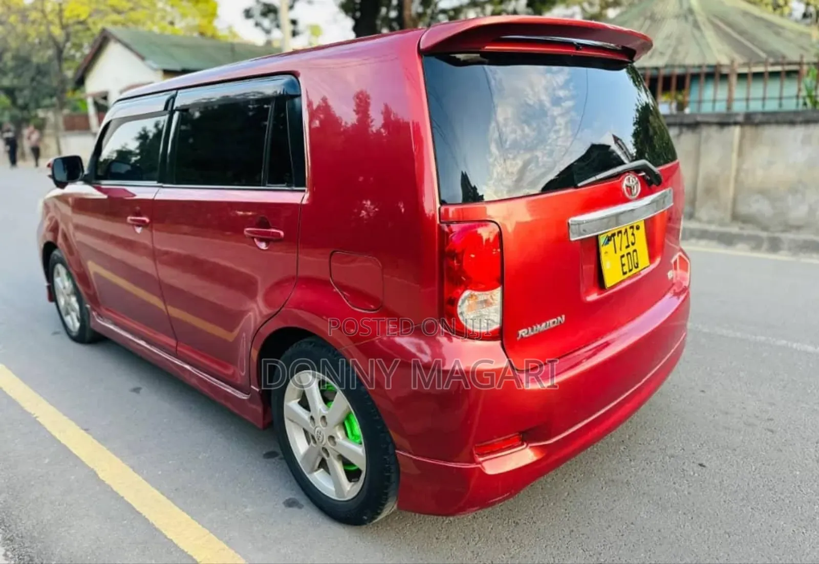 Toyota Corolla Rumion 2008 Red