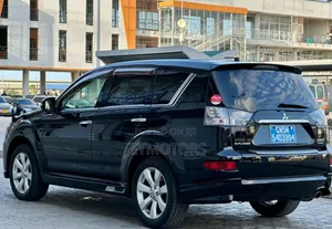 Mitsubishi Outlander 2010 Black