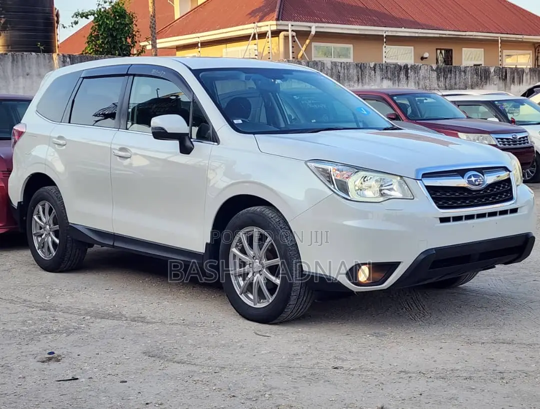 Subaru Forester SV Premium 2014 White