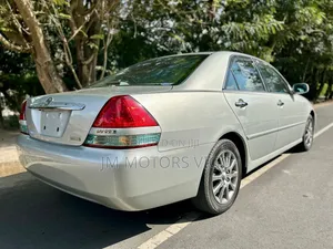 Toyota Mark II 2003 Silver