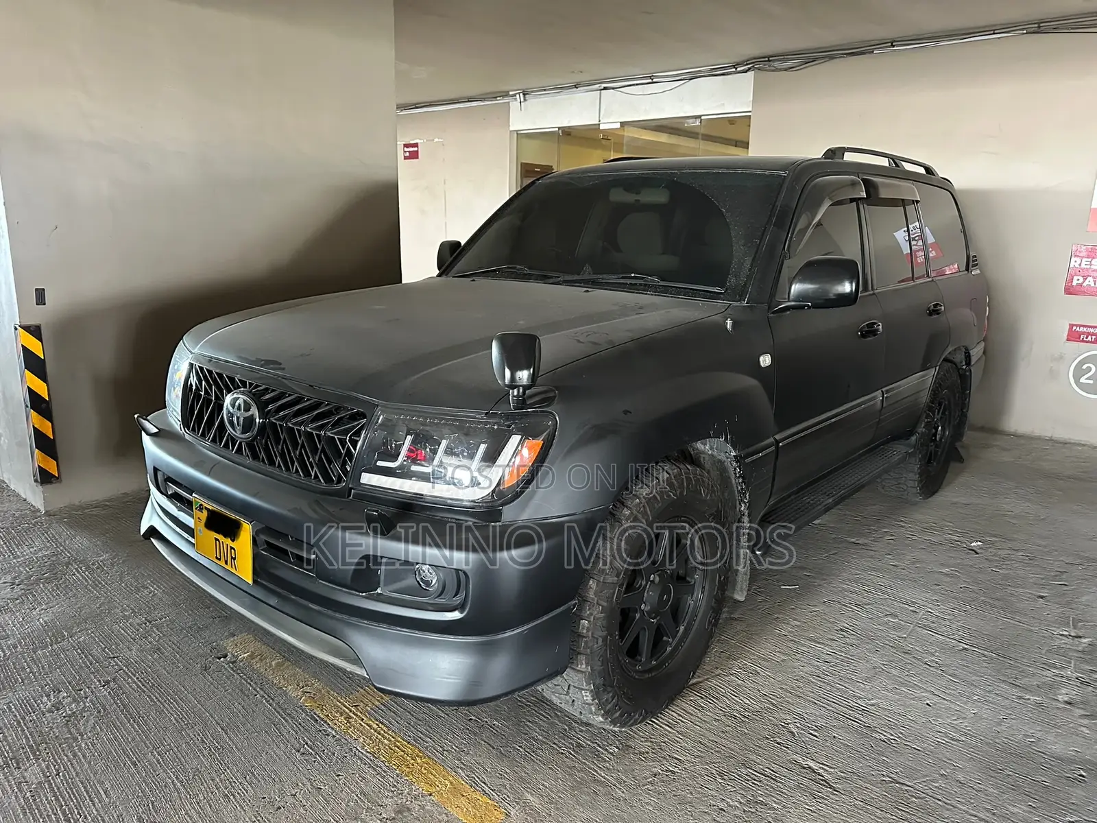 Toyota Land Cruiser 2003 Black