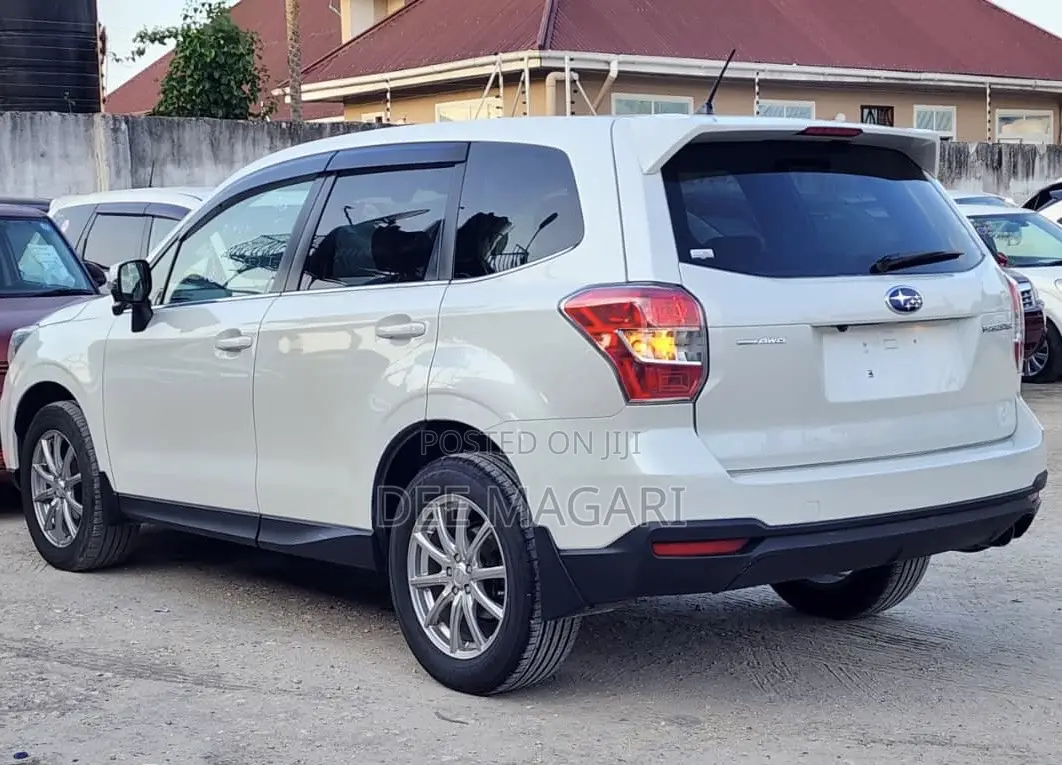 Subaru Forester 2014 White