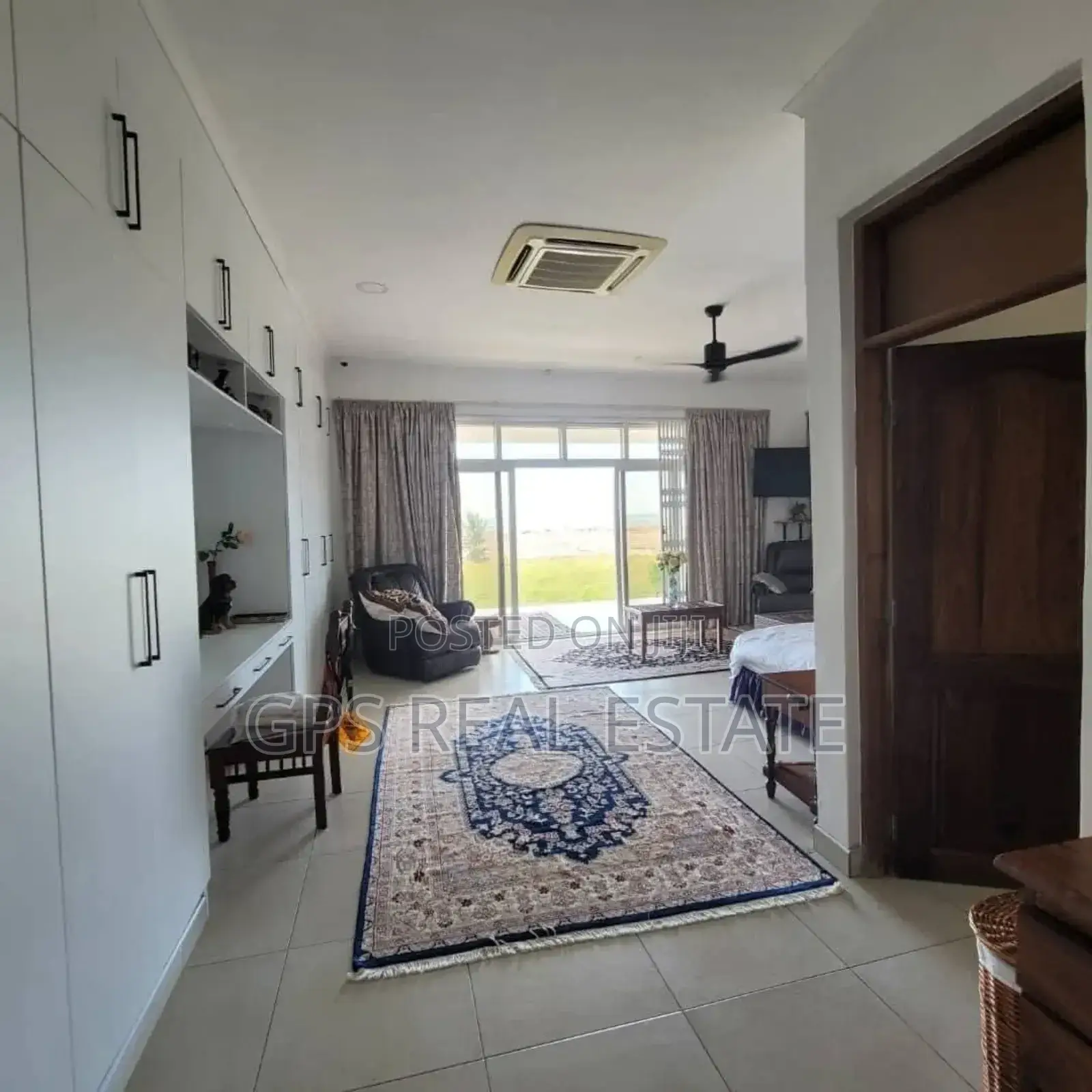 Furnished 5bdrm Maisonette in Bahari Beach, Kinondoni for sale