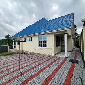 4bdrm House in Yusuph Mchakama, Kinyerezi for sale