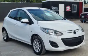 Photo - Mazda Demio 2011 White