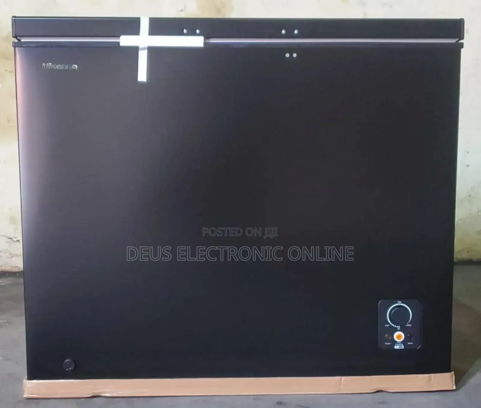 Electric Freezer With Condenser