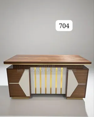 Ofisini Table
