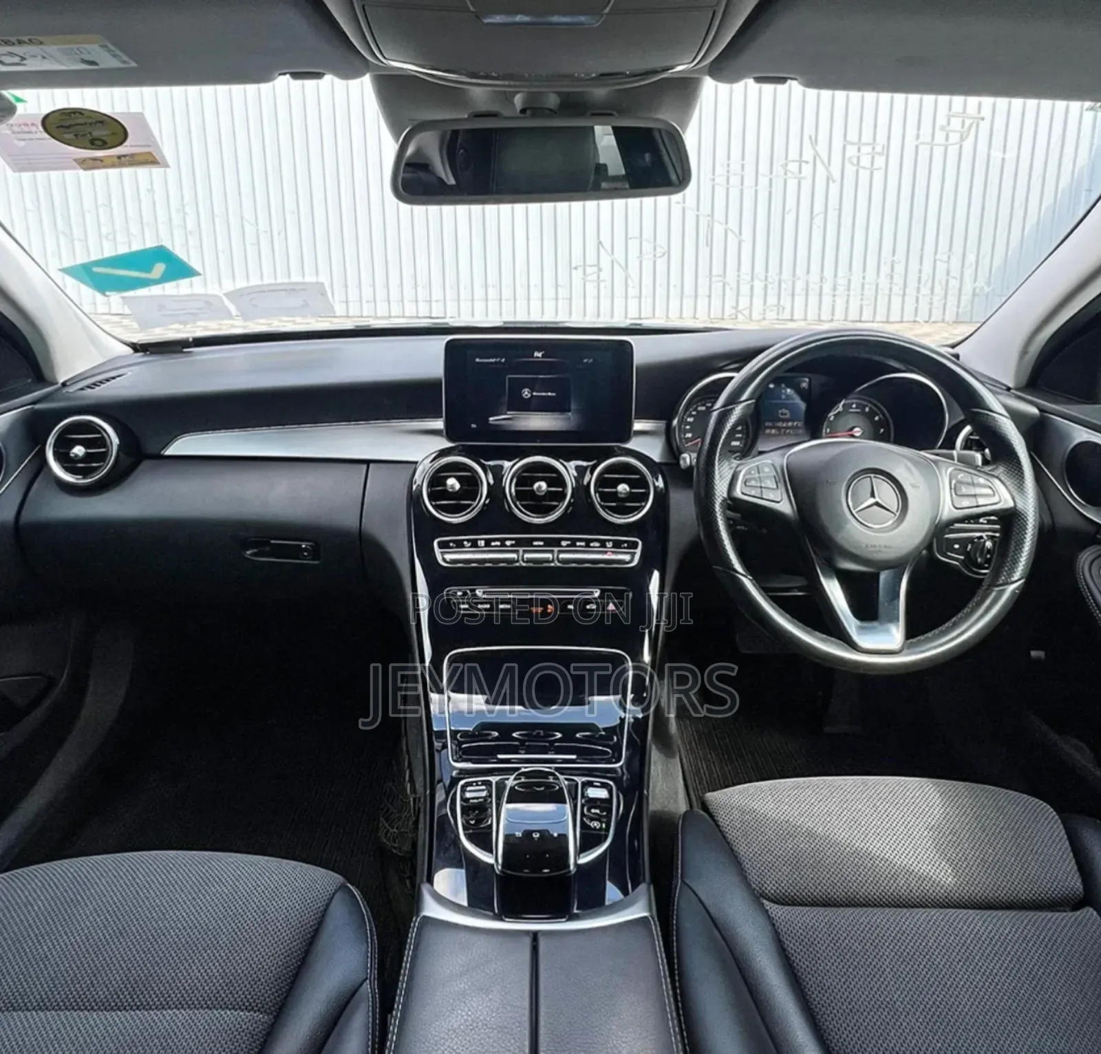 Mercedes-Benz C180 2014 Silver