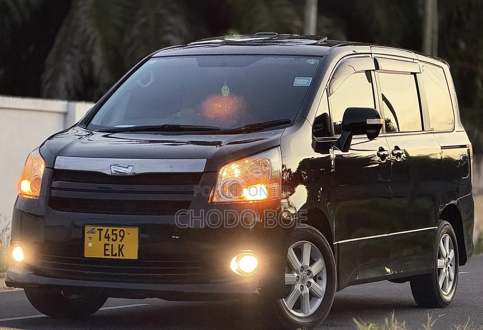 Toyota Noah 2009 Black