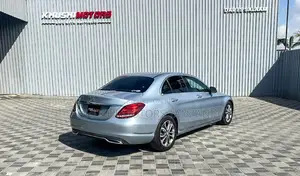 Mercedes-Benz C180 2014 Silver
