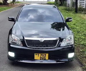 Toyota Crown 2006 Black