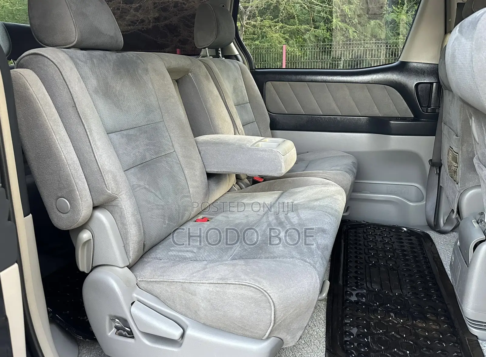 Toyota Alphard 2004 Black