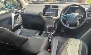 Toyota Land Cruiser Prado 2020 Blue