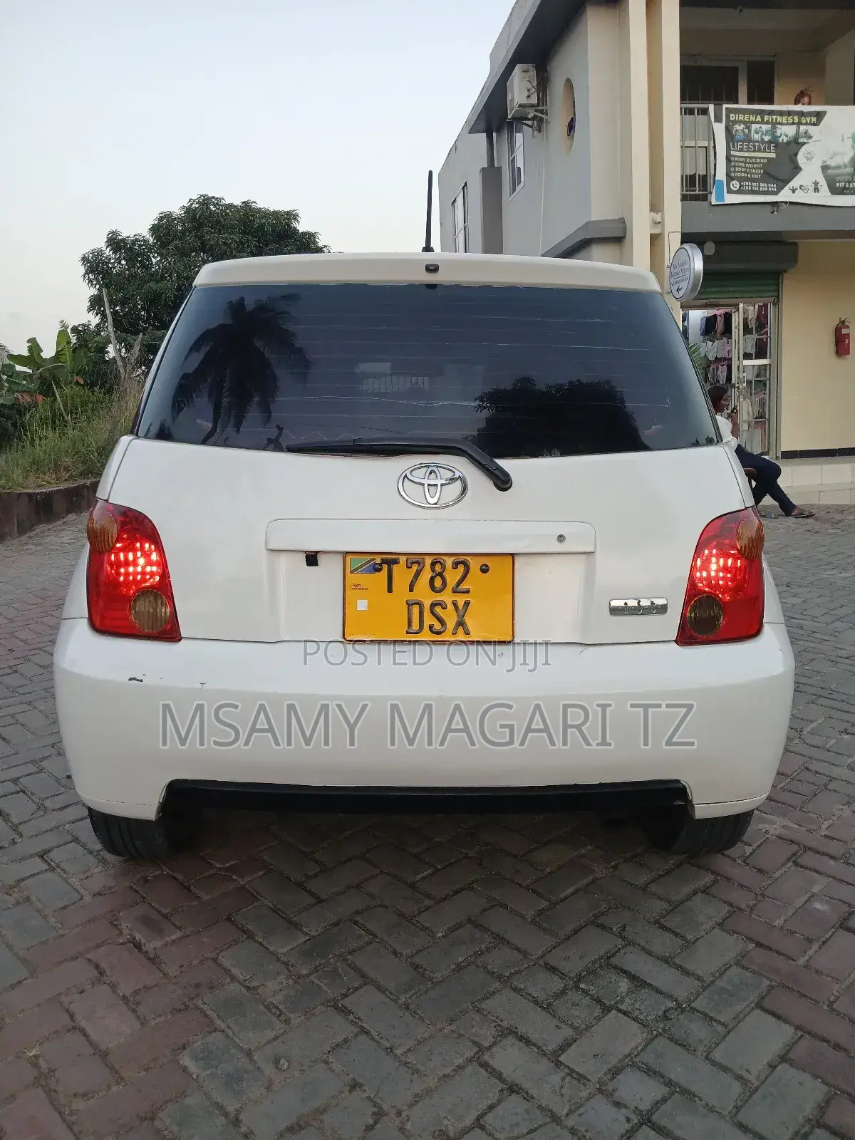 Toyota IST 2004 White