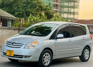 Toyota Corolla Spacio 2005 Silver