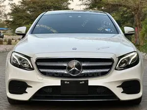 Mercedes-Benz E220 2016 White