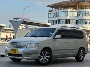 Toyota Succeed 2004 Gold