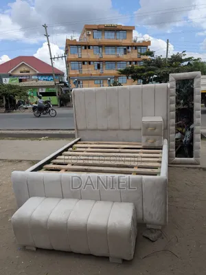 Room Set Bedsofa Off White,Kioo,Bench,Bedside