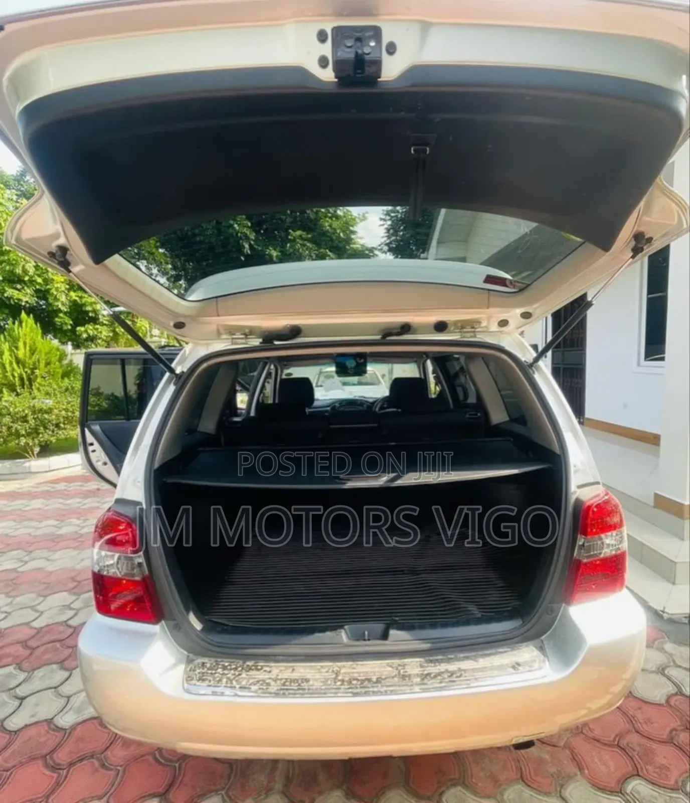 Toyota Kluger 2006 Silver