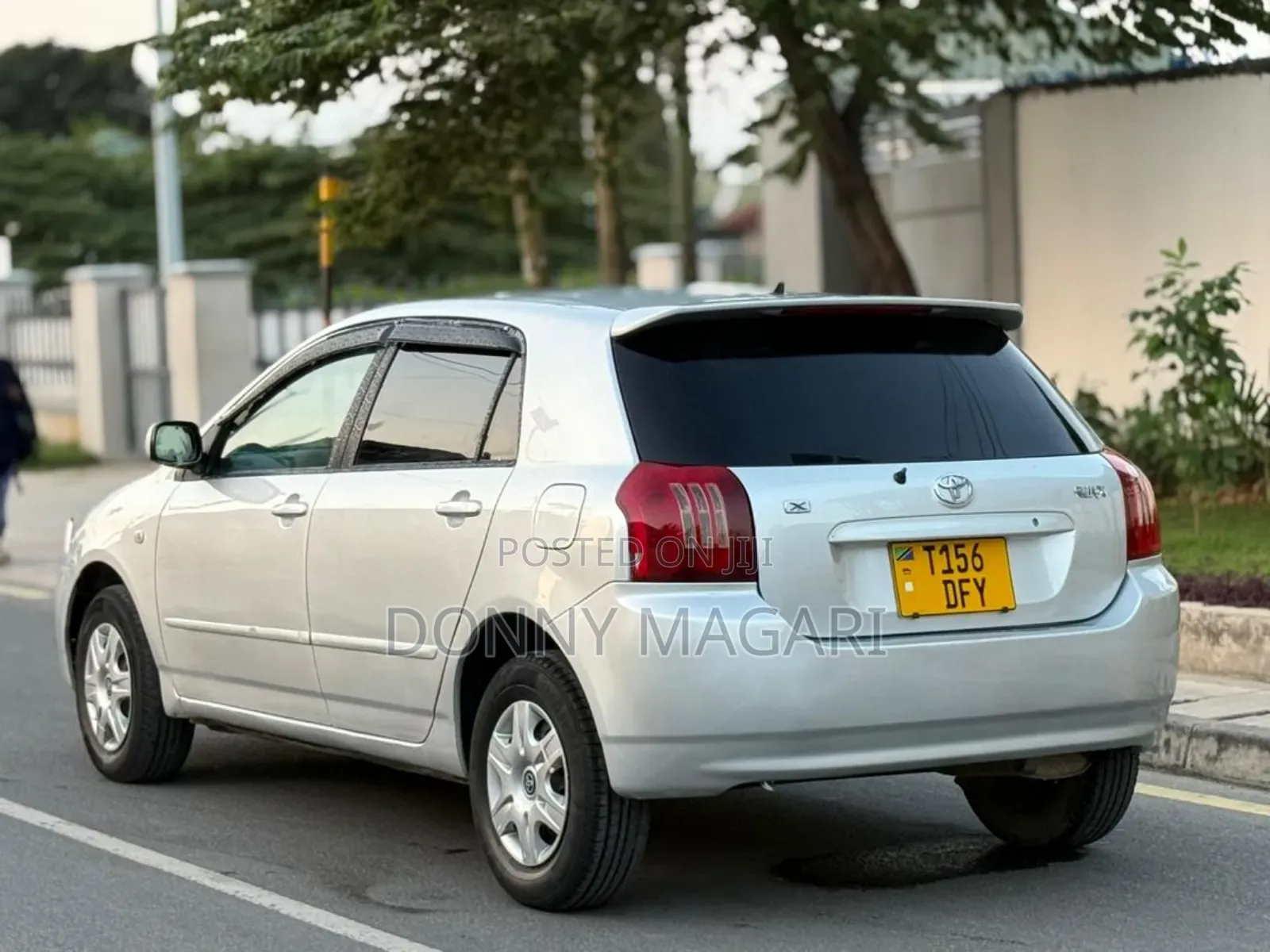 Toyota Corolla RunX 2004 Silver