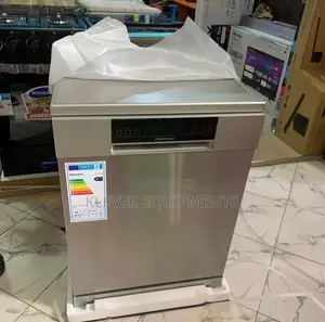 Hisense 15 Place Dishwasher, Model H15dss