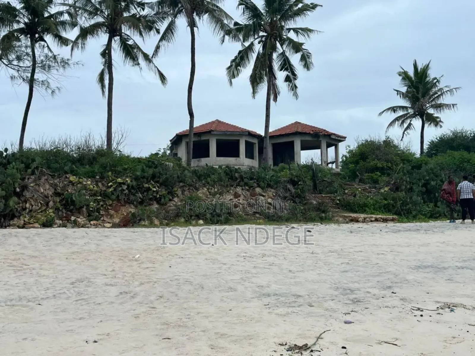 Beach Plot for Sale in Bahari Beach