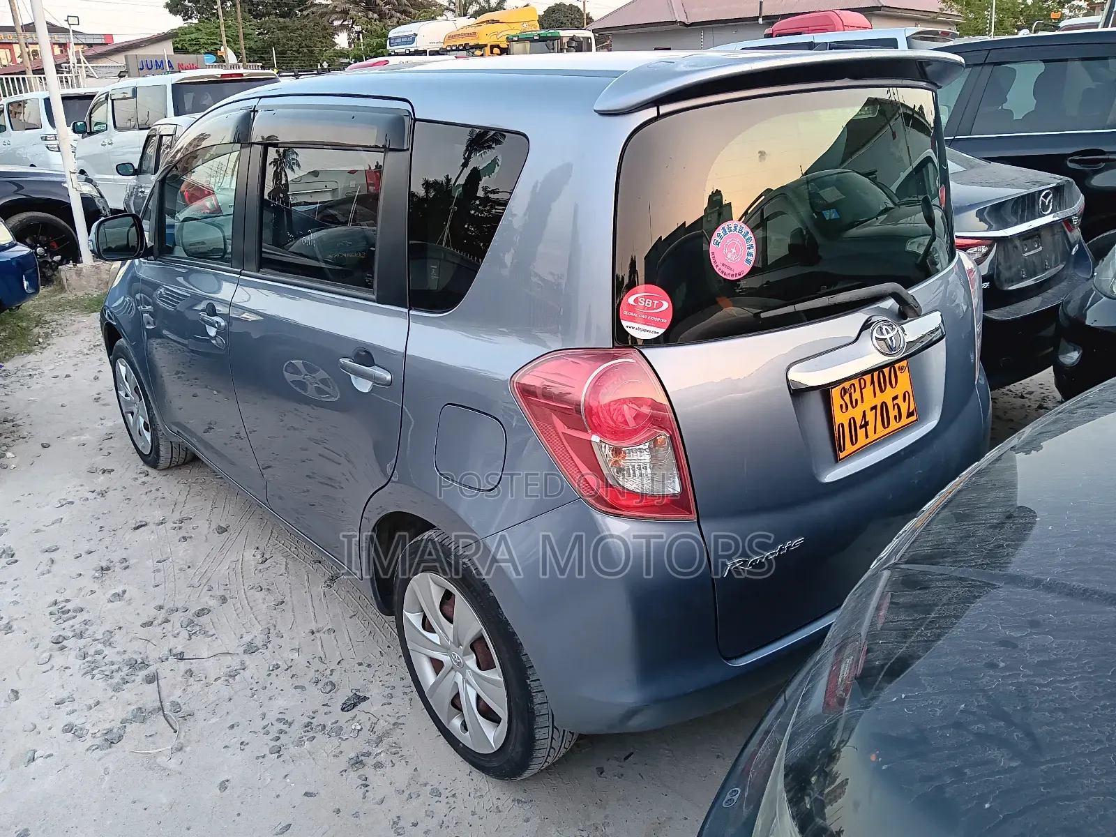 Toyota Ractis 2008 Gray