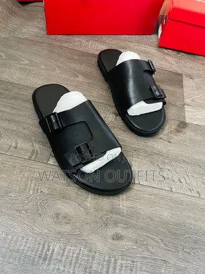 Men's Zara Sandals Officials