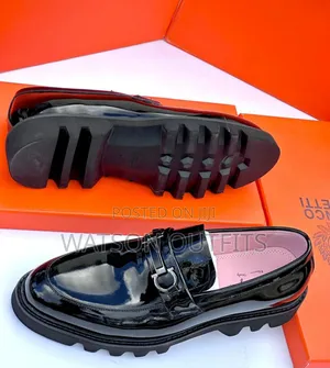 Men's Leather Shoes Classically Official and Best