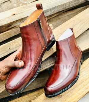 Men's Boots Well and Fine Leathered