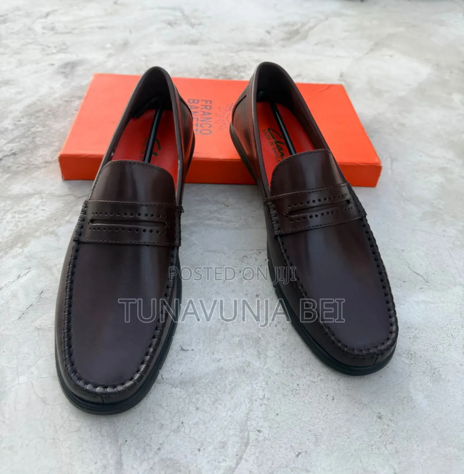 Black  Cracks Moccains