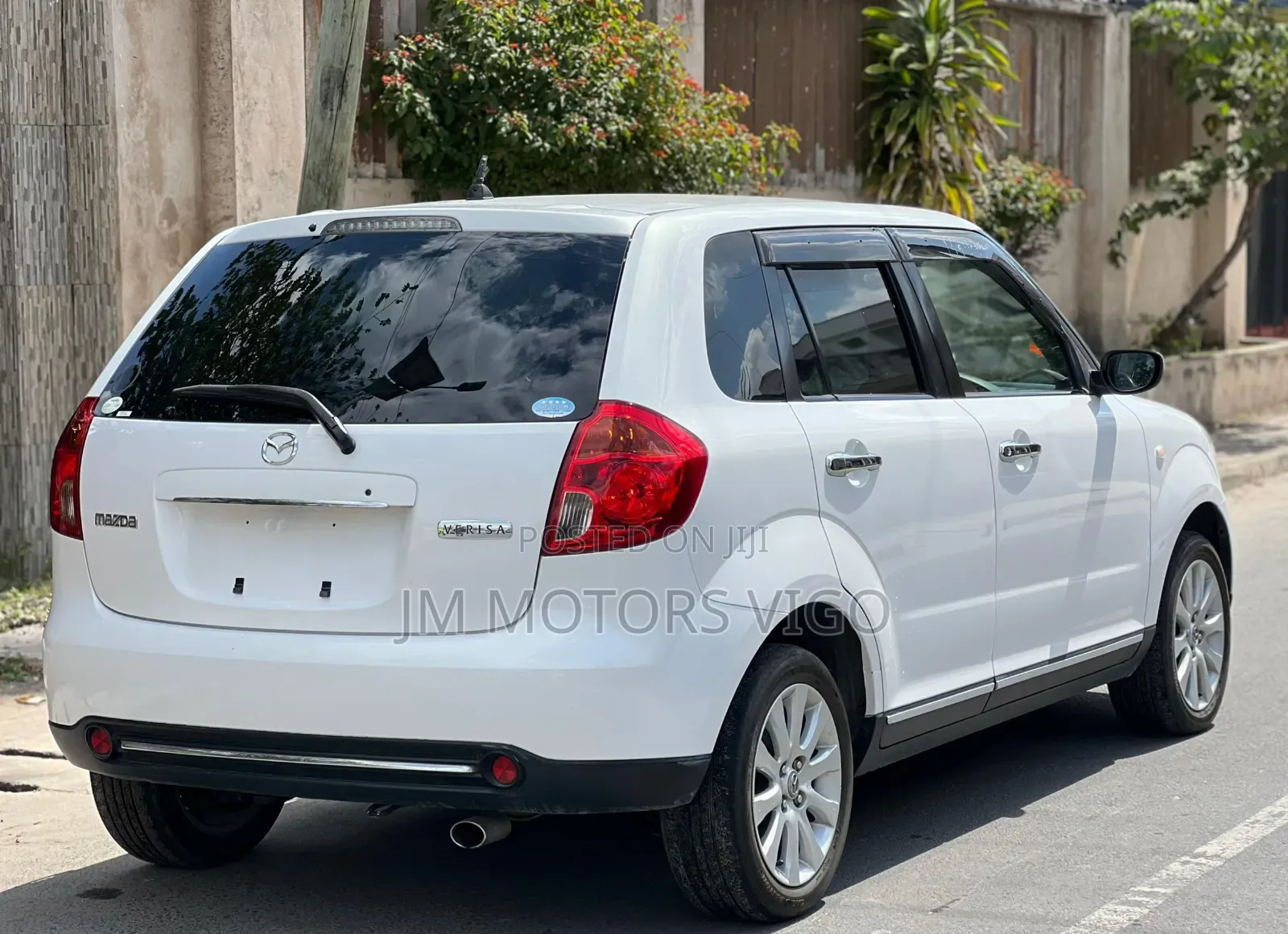 Mazda Verisa 2007 White