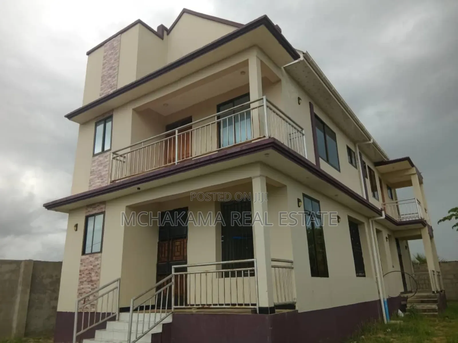 4bdrm Block of Flats in Yusuph Mchakama, Kigamboni for sale