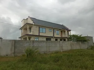 4bdrm Block of Flats in Yusuph Mchakama, Kigamboni for sale