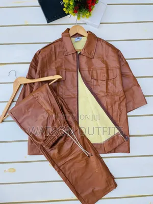 Top Clothing Set Official and Fit for Adults