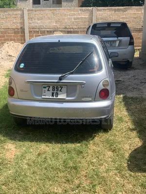 Toyota Starlet 2003 Silver