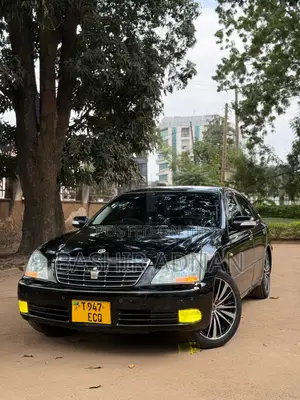 Photo - Toyota Crown Royale 2005 Black