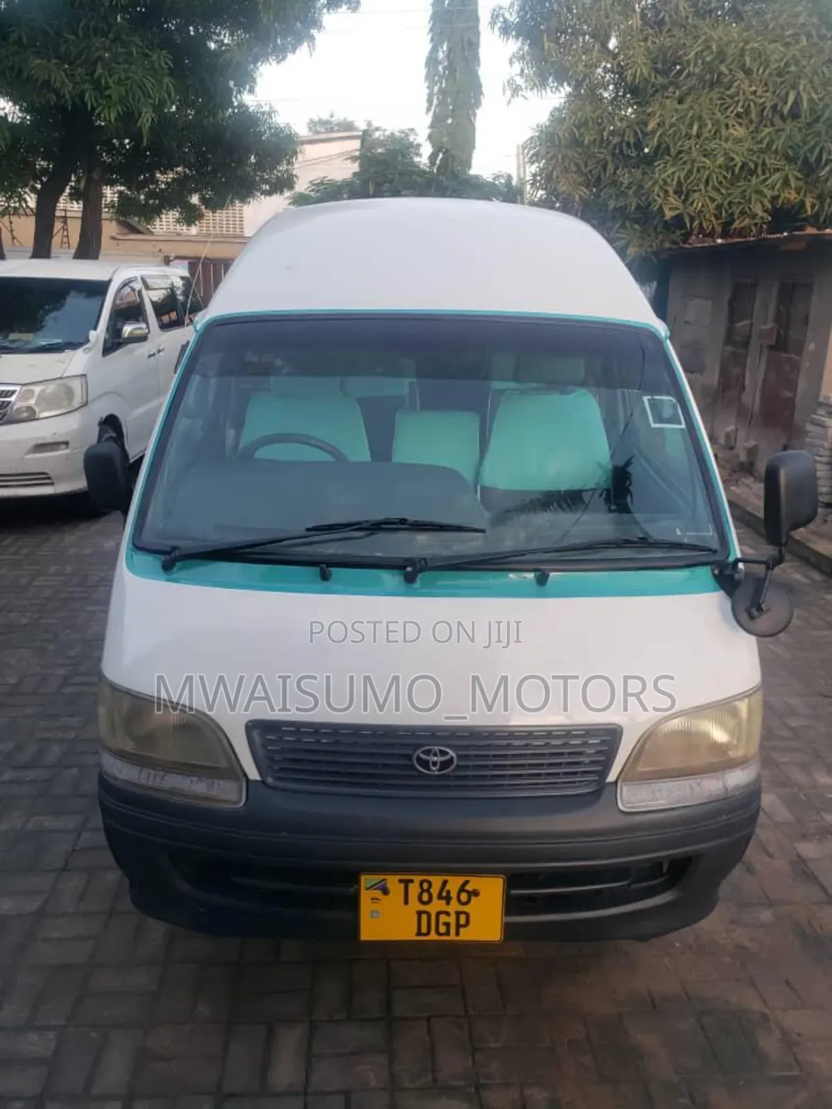 Toyota HiAce 1997 White