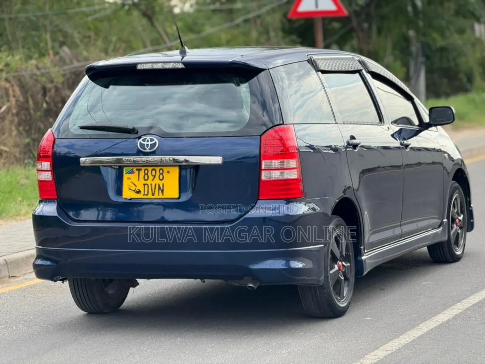 Toyota Wish 2006 Blue